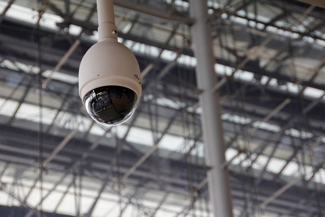 cámaras de seguridad para vigilar tu negocio